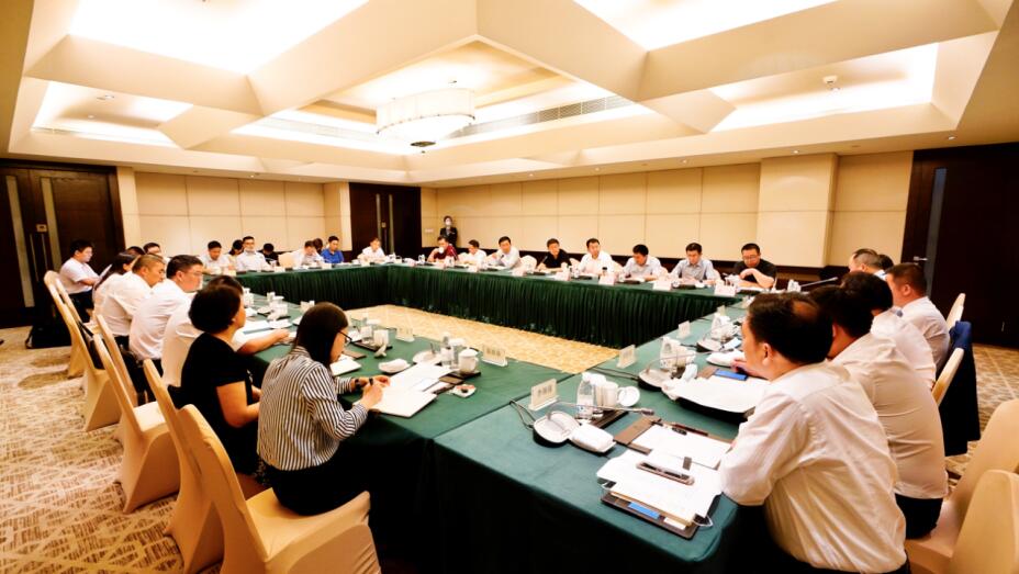 菲律宾亚星公司集团召开酒店业务运营管理及服务提升专题会议