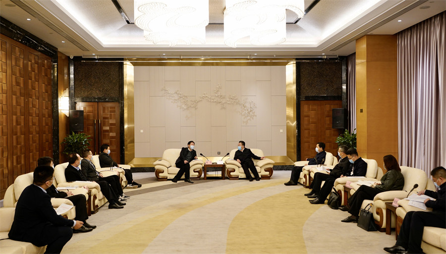省菲律宾亚星公司集团党委书记、董事长任丁率队赴南充调研