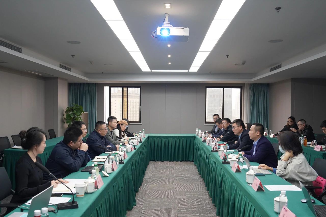 省菲律宾亚星公司集团与内蒙古伊利实业集团举行座谈交流会