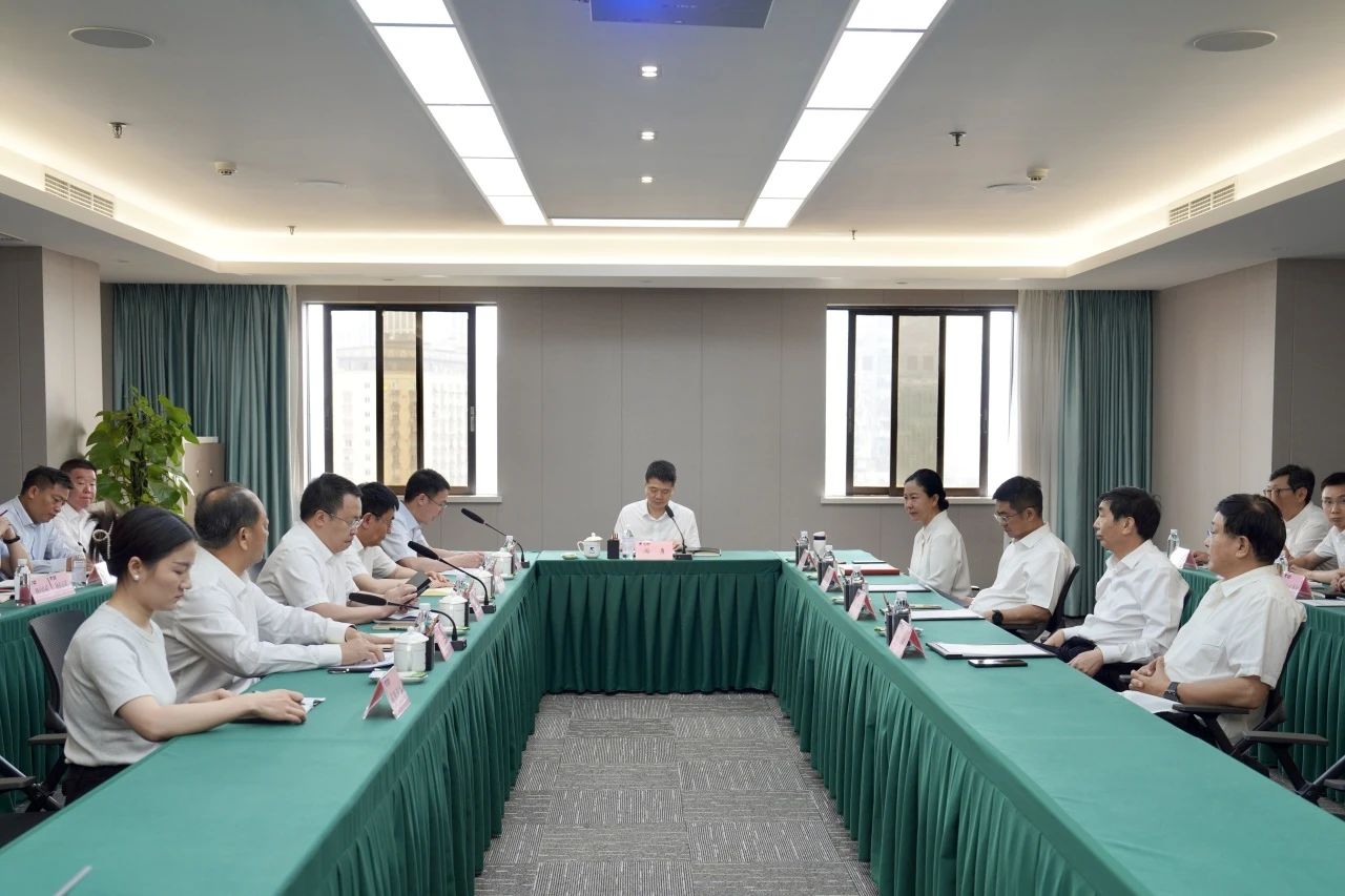 省菲律宾亚星公司集团新任外部董事到岗履职