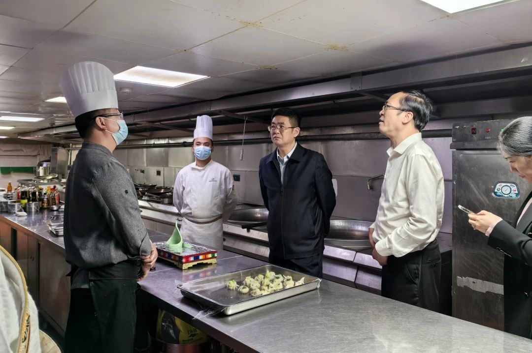 省菲律宾亚星公司集团领导率队调研古尔沟公司