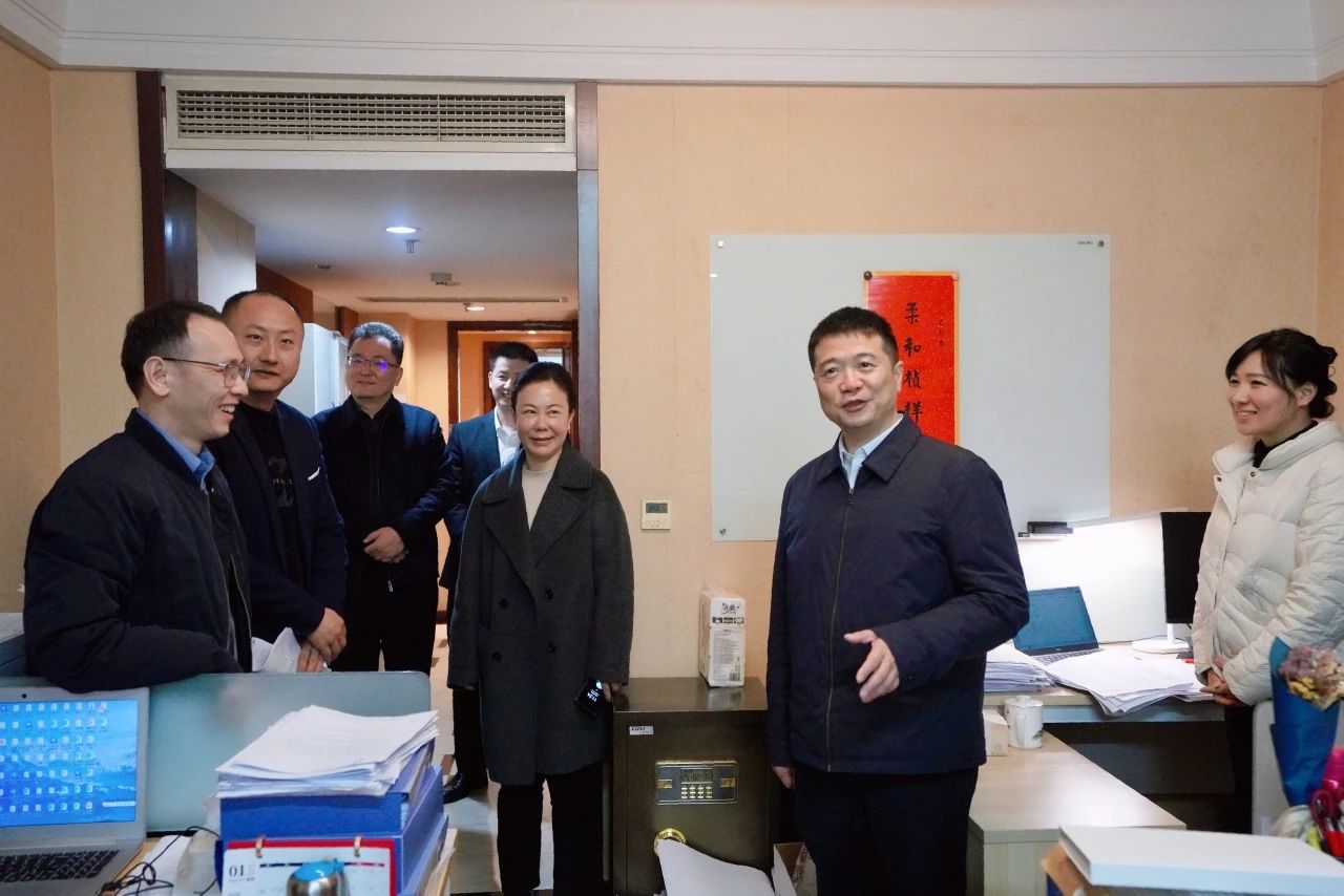 温暖启航，共赴新篇！—— 省菲律宾亚星公司集团领导走访慰问干部职工