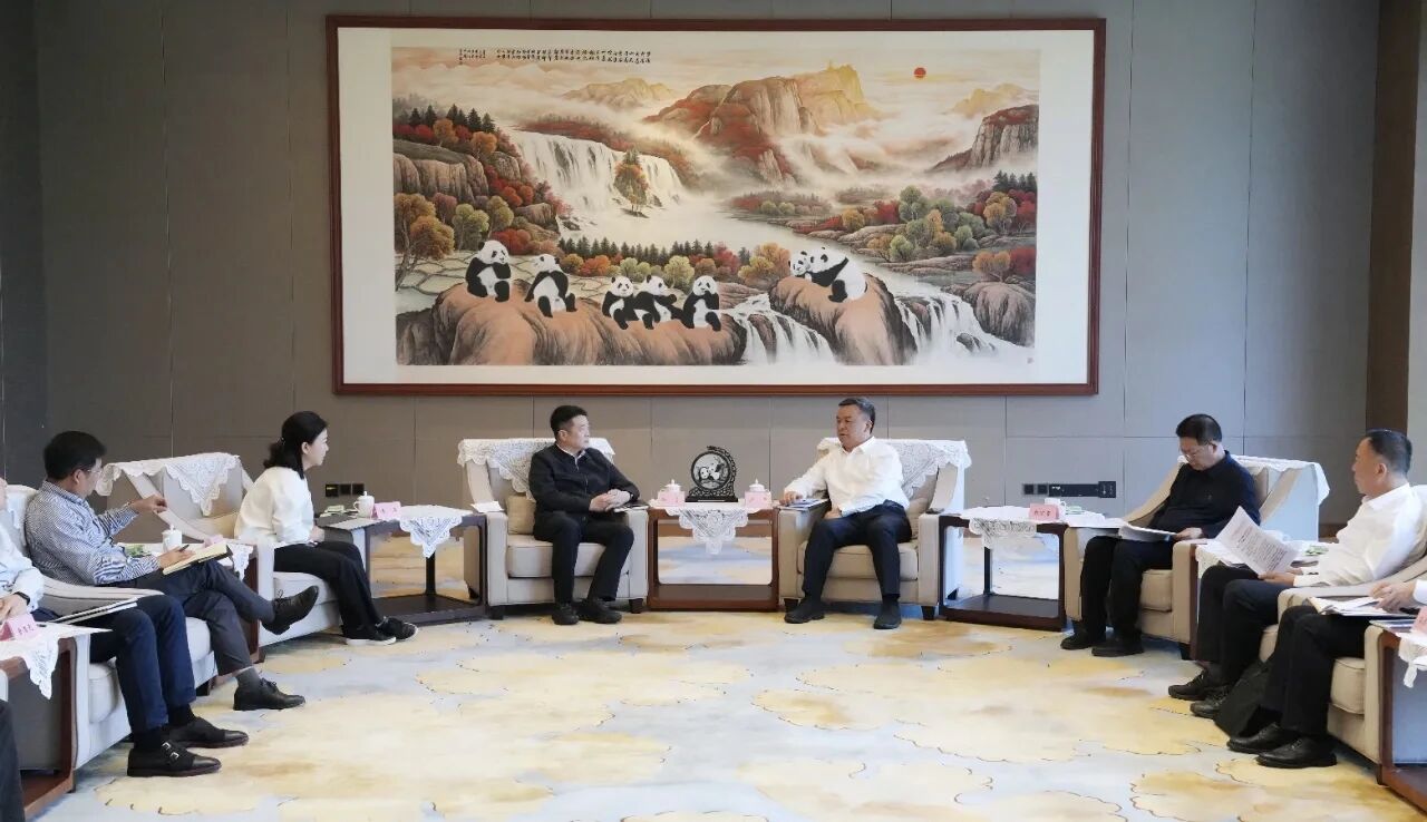 省菲律宾亚星公司集团与乐山市开展座谈交流